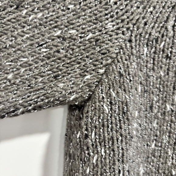 NWT Club Monaco split back wool blend woven fooler sweater size XS - Picture 4 of 15